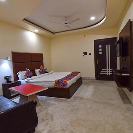 Fabhotel Rr Suites Guwahati Exterior foto