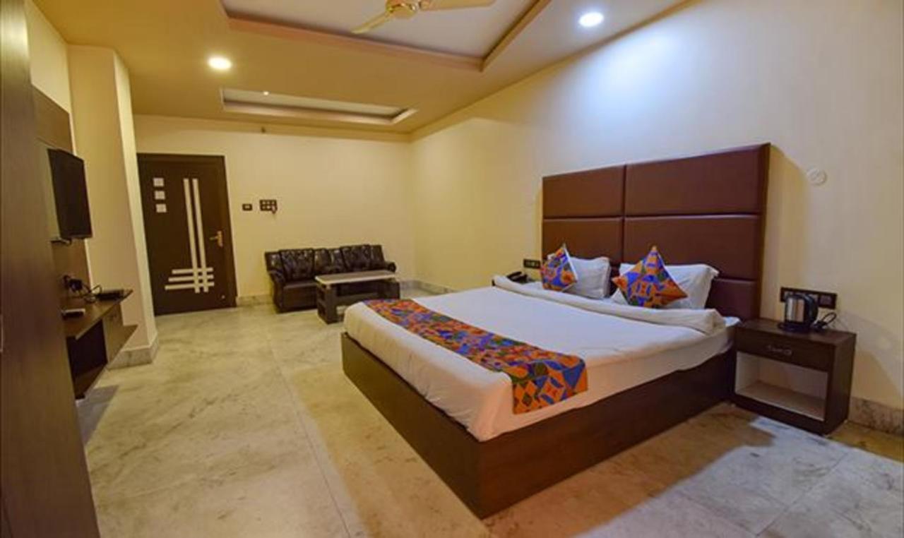 Fabhotel Rr Suites Guwahati Exterior foto