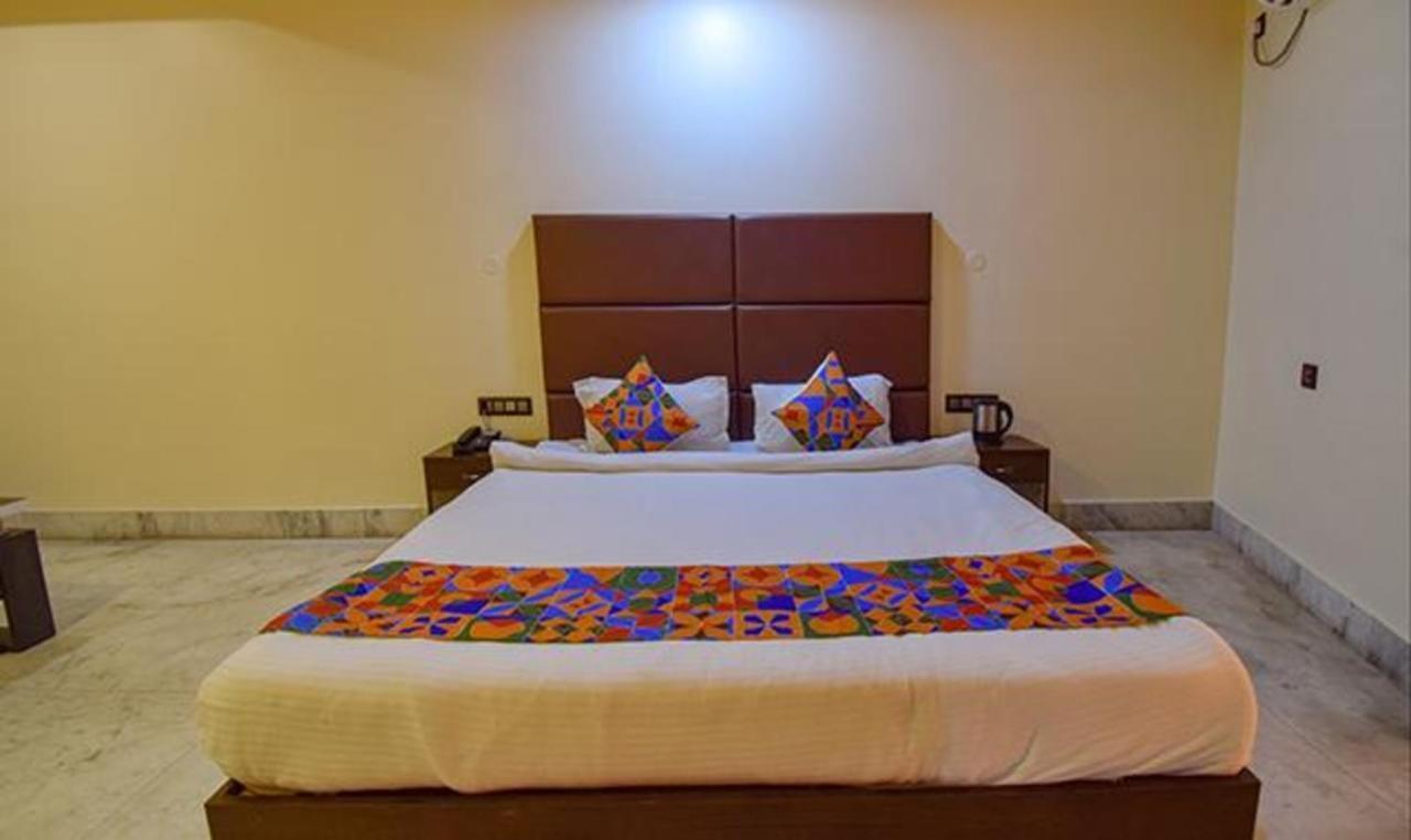 Fabhotel Rr Suites Guwahati Exterior foto